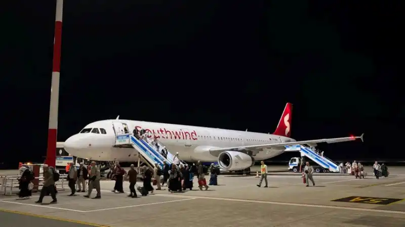 Rizeli Hacılar Dualarla Karşılandı