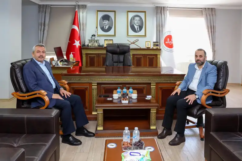 Vali Baydaş’tan Hac Dönüşü İl Müftüsü Çakmakçı’ya Ziyaret