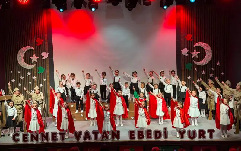 Güneysu’da “Cennet Vatan Ebedi Yurt” Programına Yoğun İlgi