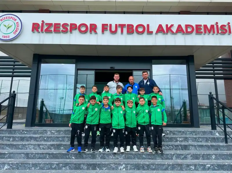 Rizespor Akademi Ahmet Çalık Turnuvası İçin Kocaeli Yolunda