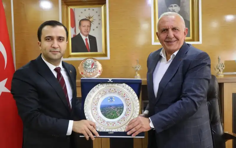 Kalkandere Kaymakamından Kendirli Belediyesi’ne İade-i Ziyaret