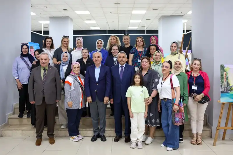 Rize’de “Fırçaların Dansı” Sergisi Büyük Beğeni Topladı