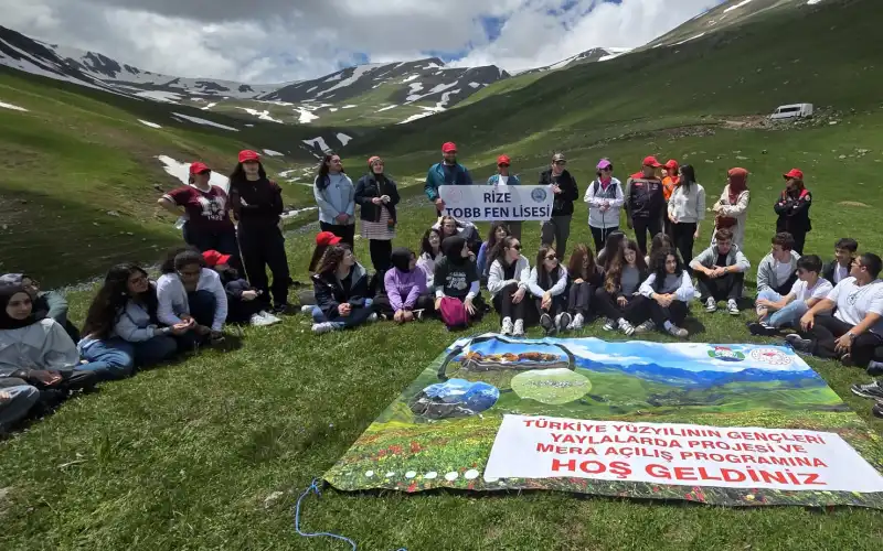 Rize'nin Gençleri İkizdere Yaylalarında Buluştu