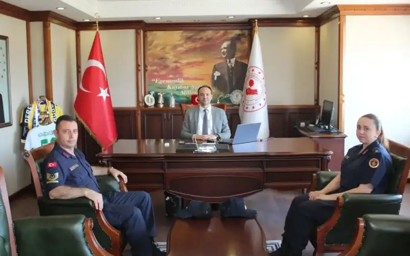 Derepazarı İlçe Jandarma Komutanlığında Görev Değişimi