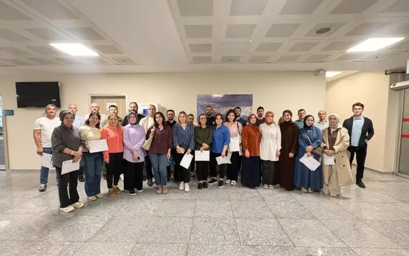 Rize’de Sağlık Çalışanlarına İş Sağlığı ve Güvenliği Eğitimi Verildi