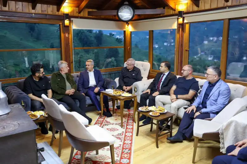Vali Baydaş’tan Kalkandere’de Taziye Ziyareti