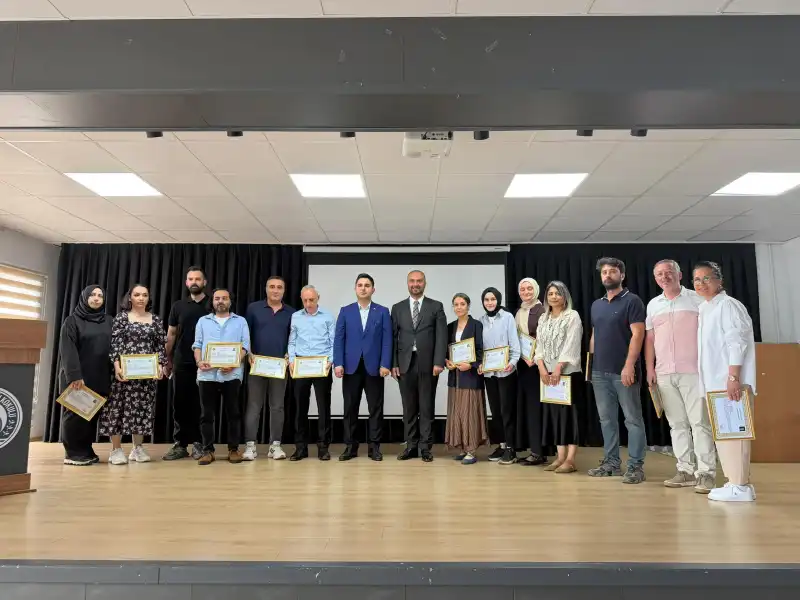İyidere’de Eğitim Emekçilerine Anlamlı Vefa