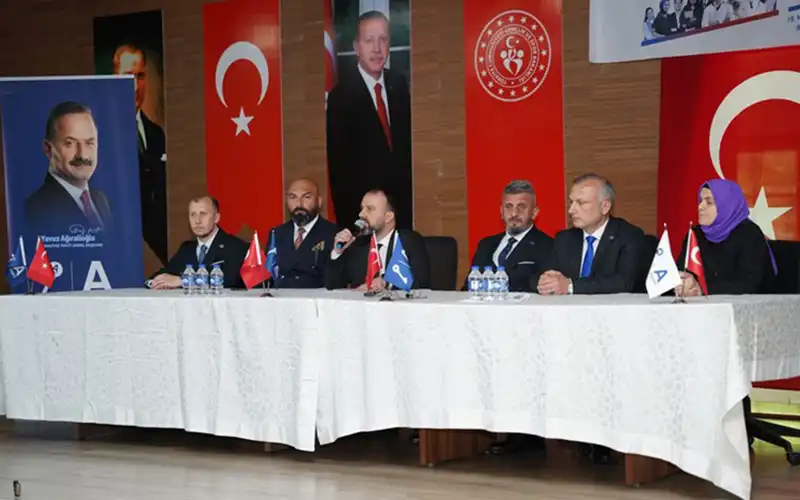 Anahtar Parti Çamlıhemşin’de Ahmet Karadeniz Güven Tazeledi