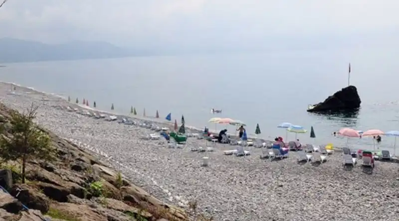 Çayeli Kemerköy Plajı