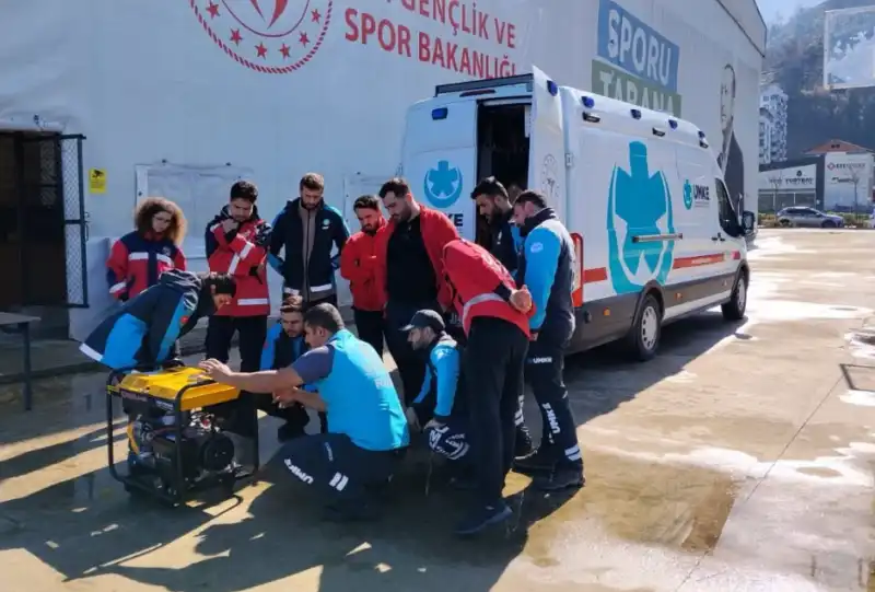 Rize'de UMKE Ekipleri Acil Durumlara Daha Güçlü Hazırlanıyor