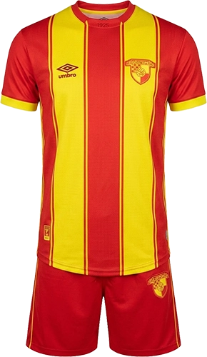 club kit photo