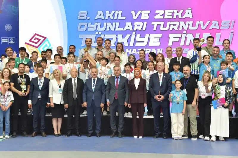 Çayeli Akademi Öğrencileri Türkiye İkincisi Oldu