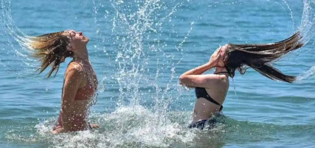 Rize’de Yüzme Sezonu Başladı