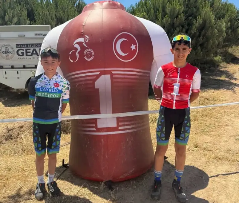 Rize’nin Pedalları Kocaeli’de Kürsüye Çıktı
