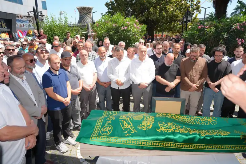 Rize Belediyesi’nde Taziye Töreni