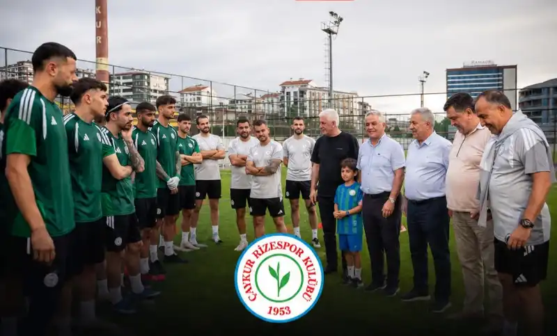Çaykur Rizespor Yönetiminden Erzurum Kampına Moral Ziyareti