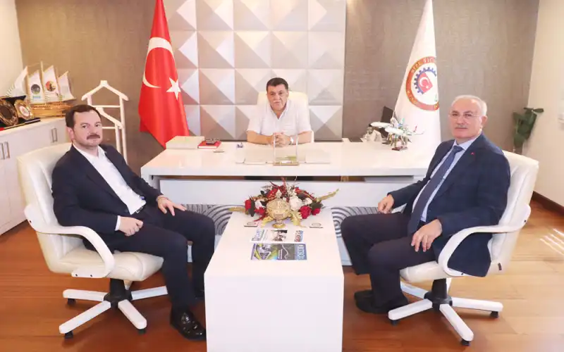 Doğu Karadeniz İhracatının Geleceği Rize'de Masaya Yatırıldı