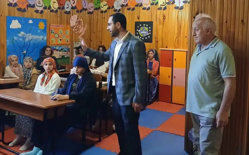 Kalkandere'de Yaz Kur’an Kursları Dualarla Başladı
