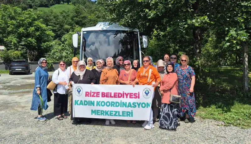 Rize Belediyesi’nden Kadın Kursiyerlere Doğayla İç İçe Moral Gezisi
