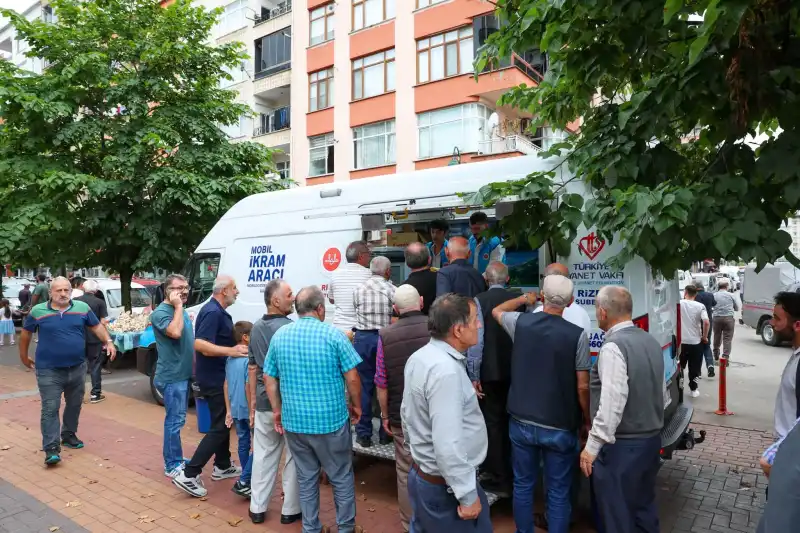 Rize’de 15 Temmuz Şehitleri İçin Kur’an-ı Kerim Ziyafeti