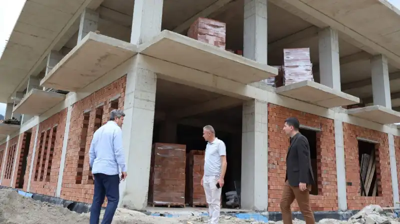 Güneysu Millet Bahçesi 2. Etap Projesinde Çalışmalar Sürüyor