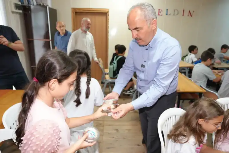 Başkan Metin’den Yaz Kur’an Kursu Öğrencilerine Sürpriz Ziyaret