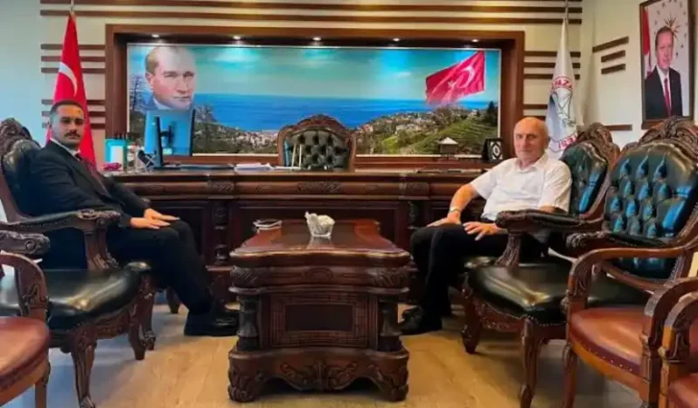 Derepazarı Kaymakam Vekili Palabıyık’tan Başkan Kalça’ya Ziyaret