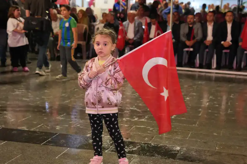 Rize’de 15 Temmuz’un 10. Yılında Demokrasi Nöbeti