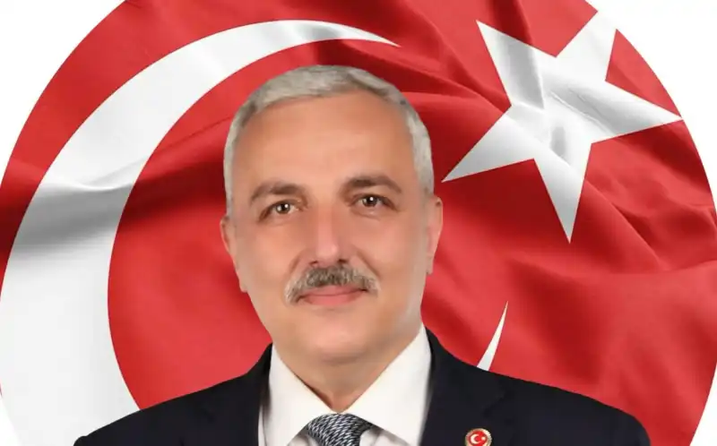 Çamlıhemşin’de MHP'de Vedat Kesici İlçe Başkanı Seçildi