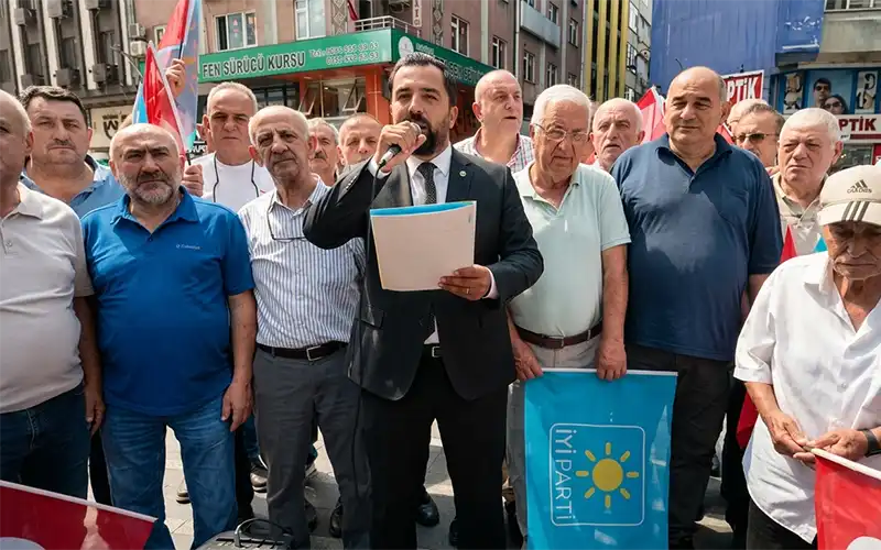 İYİ Parti Rize “İhanetin Zaman Aşımı Yoktur”
