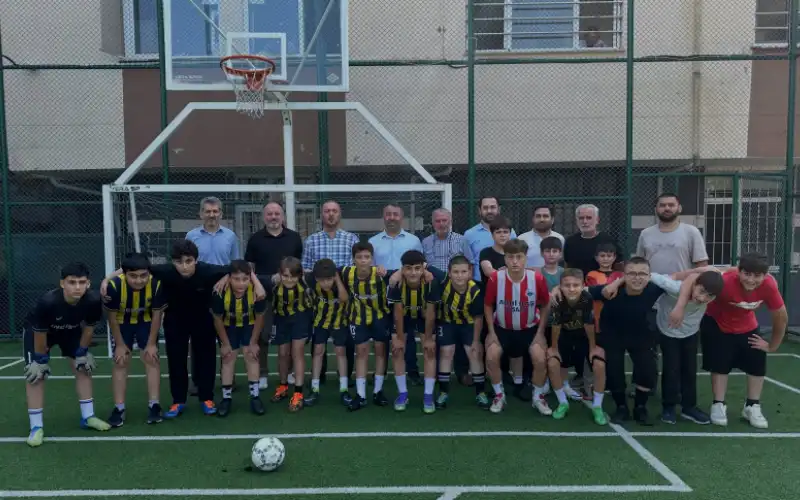 Kalkandere’de Yaz Kur’an Kursu Öğrencileri Sahada Buluştu