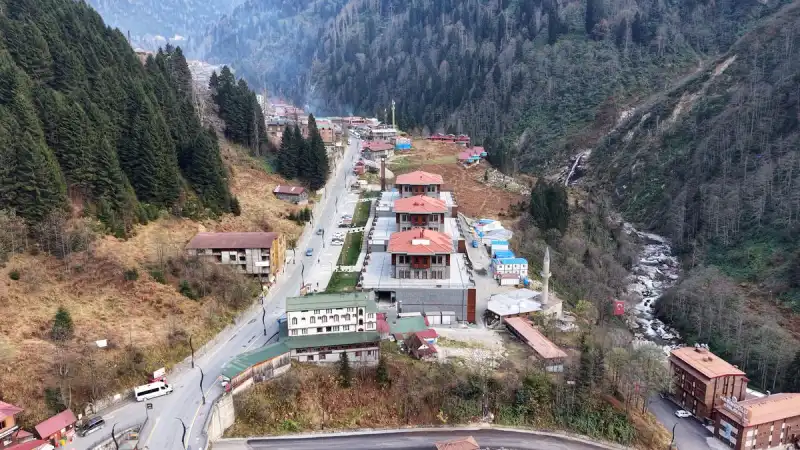 Rize’de Ruhsatlı Turizm Dönemi Başladı