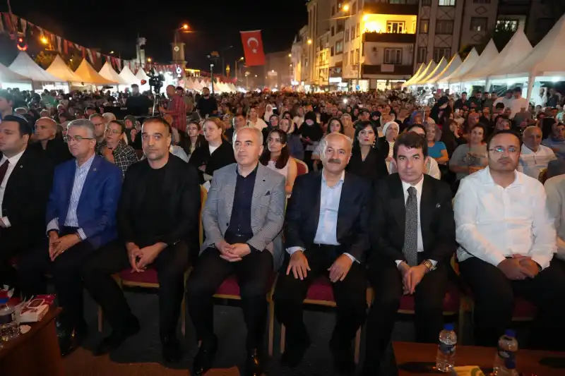 Rize’den İspir’e Kültür ve Dayanışma Köprüsü