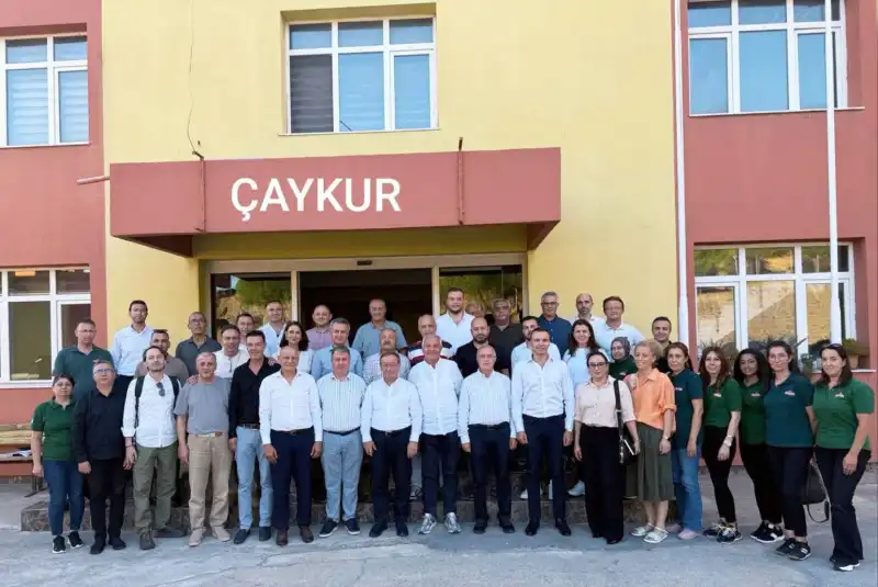 Alim, İzmir’de 8 İlin Bayileriyle Buluştu
