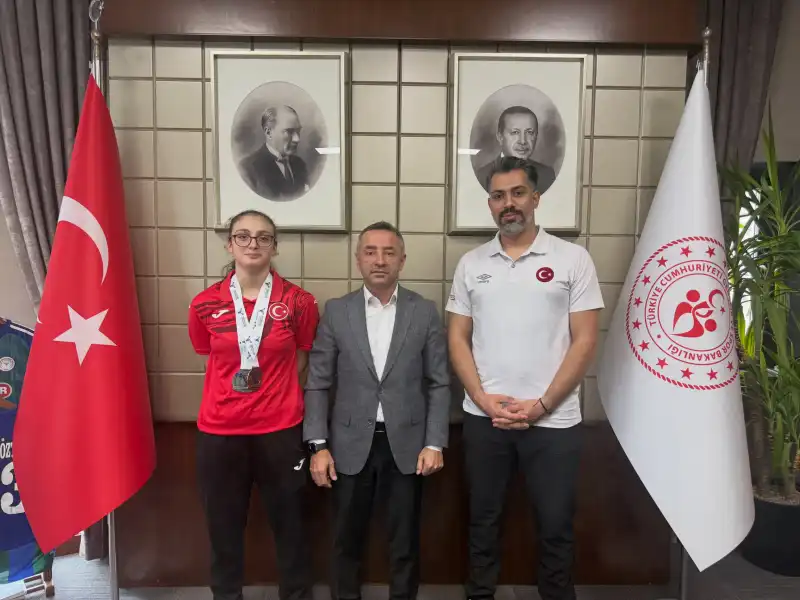 Avrupa’da Tarih Yazdı, Rize’de Gururla Karşılandı