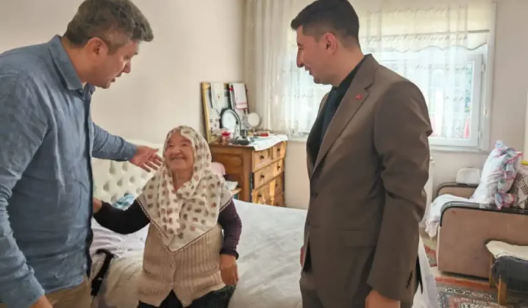 Güneysu’da Şehit Ailesine Vefa Ziyareti
