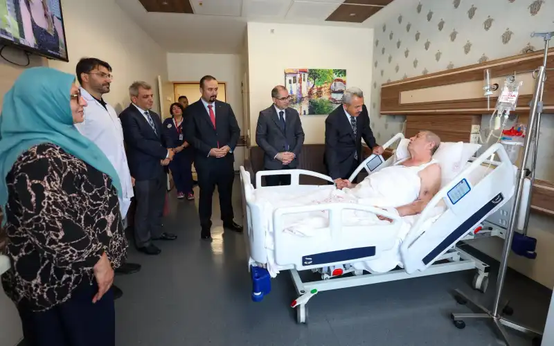 Vali Baydaş’tan Kıbrıs Gazisi Ahmet Şafak’a Anlamlı Ziyaret