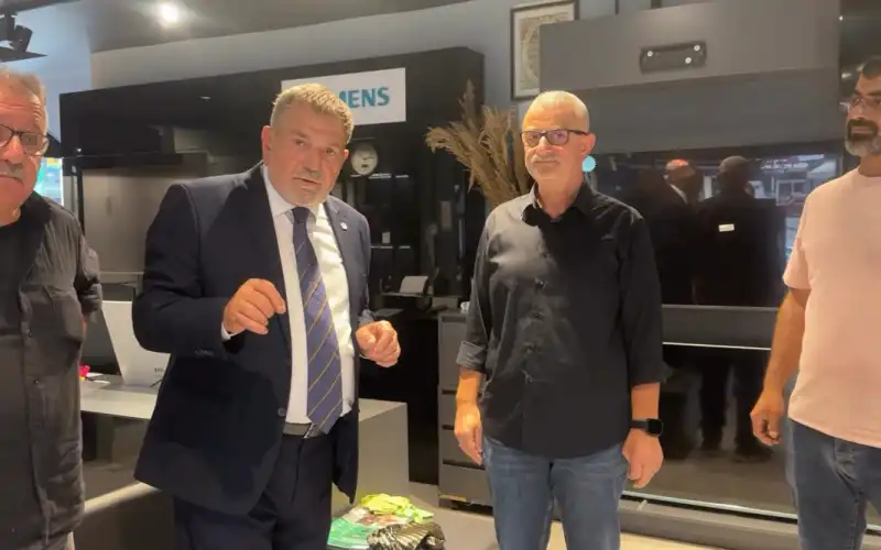Tahsin Ocaklı Pazar’da Selden Zarar Gören Esnafı Ziyaret Etti