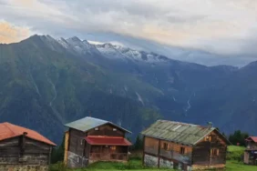 Çamlıhemşin’de Kaçkar Dağları Beyaza Büründü
