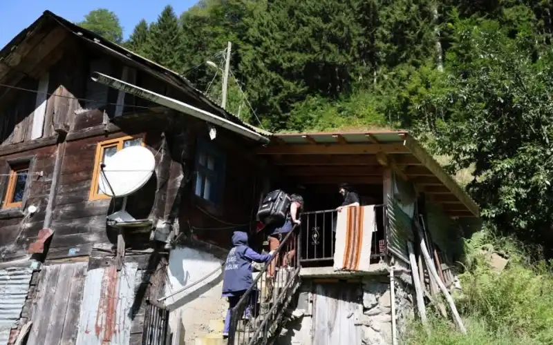Ayder Yaylası’nda Sağlık Hizmeti Kapıya Kadar Ulaşıyor