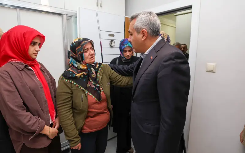 Rize Valisi'nden Yılmaz Ailesine Taziye Ziyareti