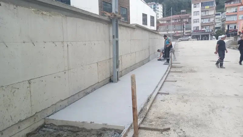 Rize Belediyesi Şehrin Dört Bir Yanında Çalışmalarını Sürdürüyor