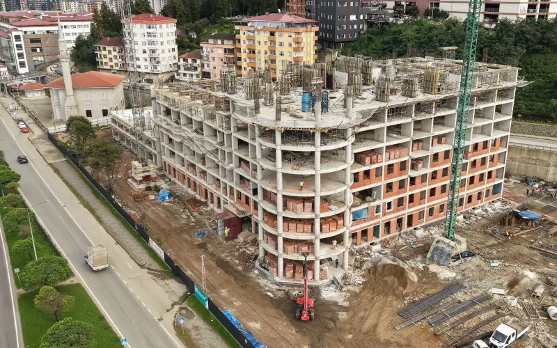Rize’de 992 Öğrenci Kapasiteli Yeni Yurt İnşaatında Çalışmalar Yüzde 45’e Ulaştı